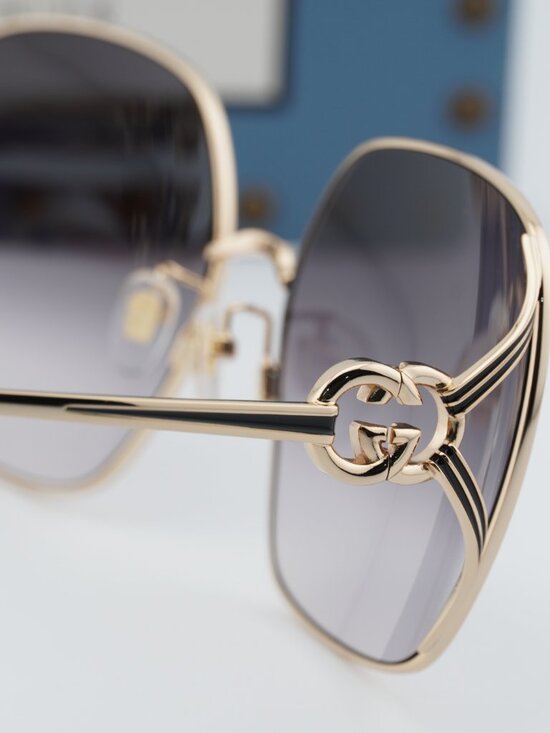 Disney Christmas 2025 Lil Rin Rin Plush Badge Red New